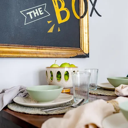 Apartmán Jungle Aesthetics Downtown Aircon And Garage Parking *