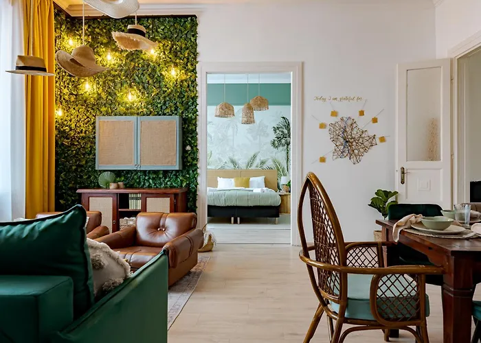 Jungle Aesthetics Downtown Aircon And Garage Parking Daire *