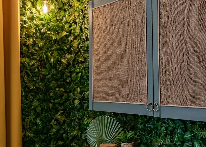 Jungle Aesthetics Downtown Aircon And Garage Parking Daire *