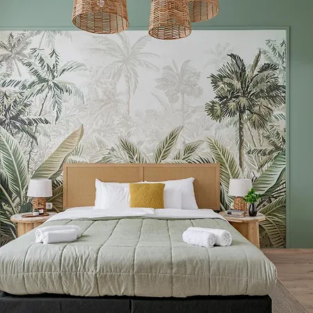Appartamento Jungle Aesthetics Downtown Aircon And Garage Parking
