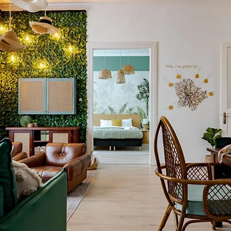 Jungle Aesthetics Downtown Aircon And Garage Parking Appartamento *