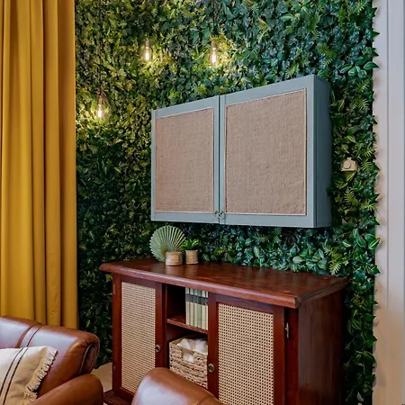 公寓 Jungle Aesthetics Downtown Aircon And Garage Parking *